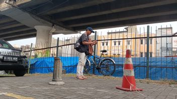 Warga Sekitar Pasar Ciputat Heboh, Lihat ODGJ Lompat dari Flyover Masih Hidup