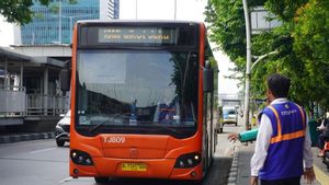 DKI 교통국은 여전히 10M TransJakarta 서비스와 관련하여 대중교통 운전사에게 로비를 하고 있습니다.