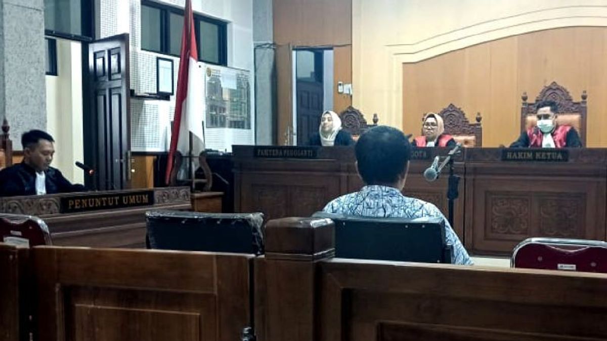 Jaksa Tuntut Eks Ketua KONI Dompu 7,5 Tahun Penjara di Kasus Korupsi Dana Hibah 