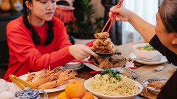 يجب أن يكون أطباق الطعام خلال احتفالات السنة الصينية الجديدة