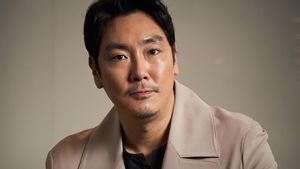 Masa Lalu Terungkap, Jo Jin Woong “<i>Signal</i>” Mundur dari Dunia Akting