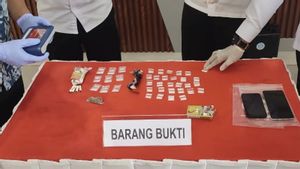 Les détenus de Rutan Kebonwaru Bandung ont été capturés pour amener de la méthamphétamine et le tabac de gorilles après un procès