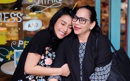 Tyas Mirasih Ungkap Penyakit Mendiang Ibu Sebelum Meninggal Dunia