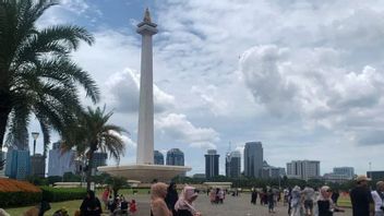 Lebih 44 Ribu Warga Padati Monas Sambut Tahun Baru