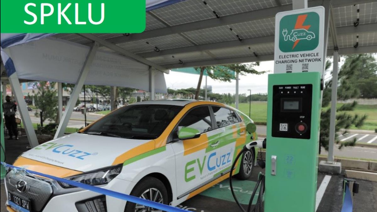 BCA Opens Electric Vehicle Charging Station In BSD, Fills IDR 2,000 Can Walk 10 Km