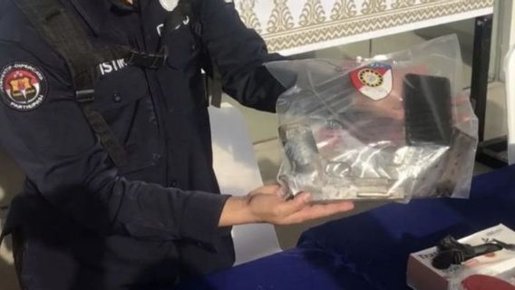 리아우 경찰, 총기 소지 혐의로 4명 체포