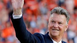 Patrick Kluivert Lengser, Louis van Gaal Muncul Jadi Kandidat Pengganti 
