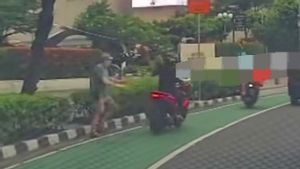 Motorola Neo 60 appartenant à un ressortissant italien a été saisi par la police à Bunderan HI