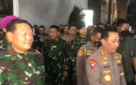 Kapolri dan Panglima TNI Jamin Keamanan Natal dan Tahun Baru Berjalan Tanpa Gangguan