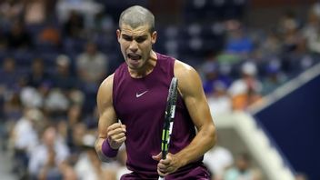 Carlos Alcaraz Menang Mudah untuk Lolos ke Babak Ketiga US Open 2025