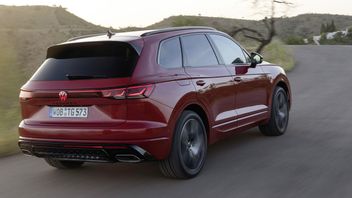 Volkswagen Ungkap Wajah Baru dari Touareg 2024