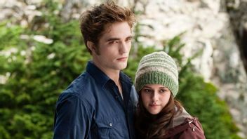 <i>Midnight Sun</i> Ungkap Percintaan Vampir-Manusia dari Sudut Pandang Edward Cullen
