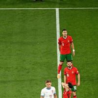 Cristiano Ronaldo Cari Sensasi, Insiden Kick-off dan Tindakan Tidak Sportif