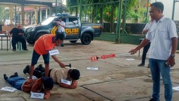 Reconstruction Of Murder Case In Kediri One Family, Perpetrator Kills Victim With Palu