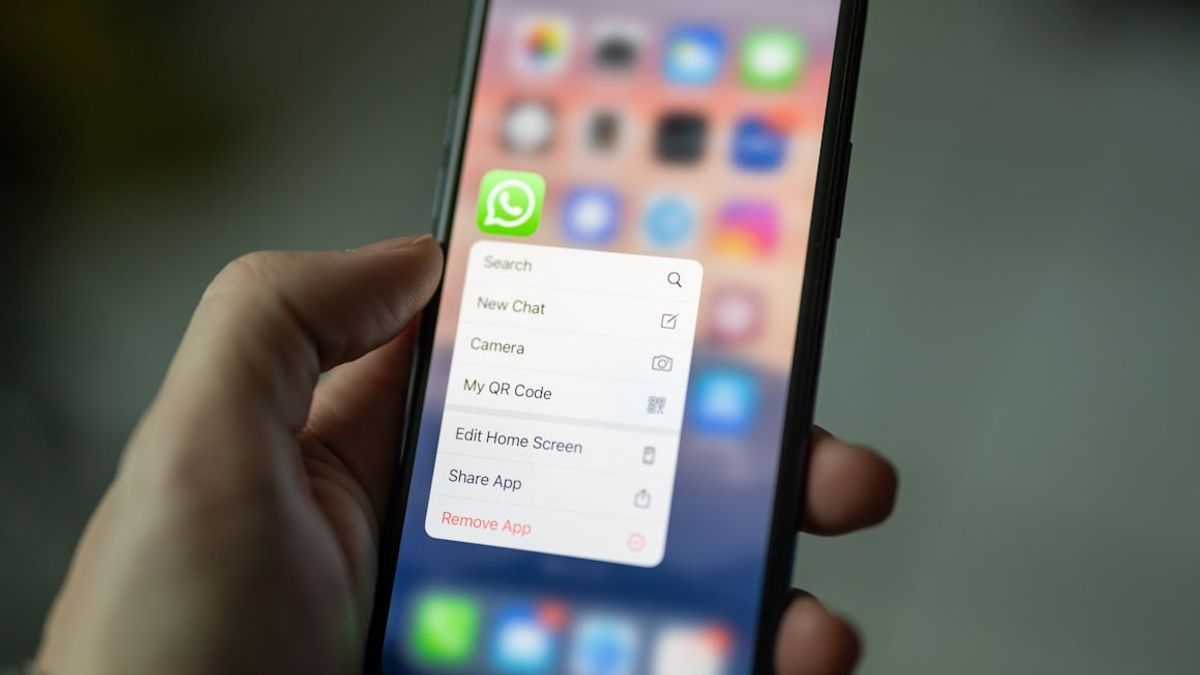 WhatsApp adoptera le design Liquid Glass d'Apple