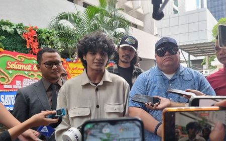 Tiktokers Vadel Datangi Kantor Veronica Tan, Ingin Curhat Kasus yang Dilaporkan Nikita Mirzani