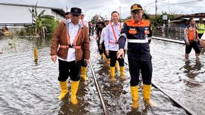 Menhub Tinjau Jalur KA Terdampak Banjir di Pekalongan, 85 Persen Perjalanan Kembali Normal