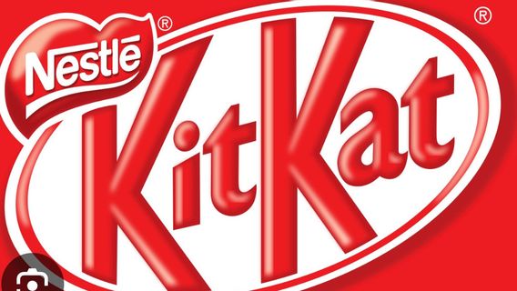 泥棒がトラックを盗んで、12トンのチョコレートが流出