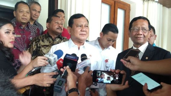 Mempertanyakan Sikap Prabowo yang Memilih Santai Hadapi Gangguan China