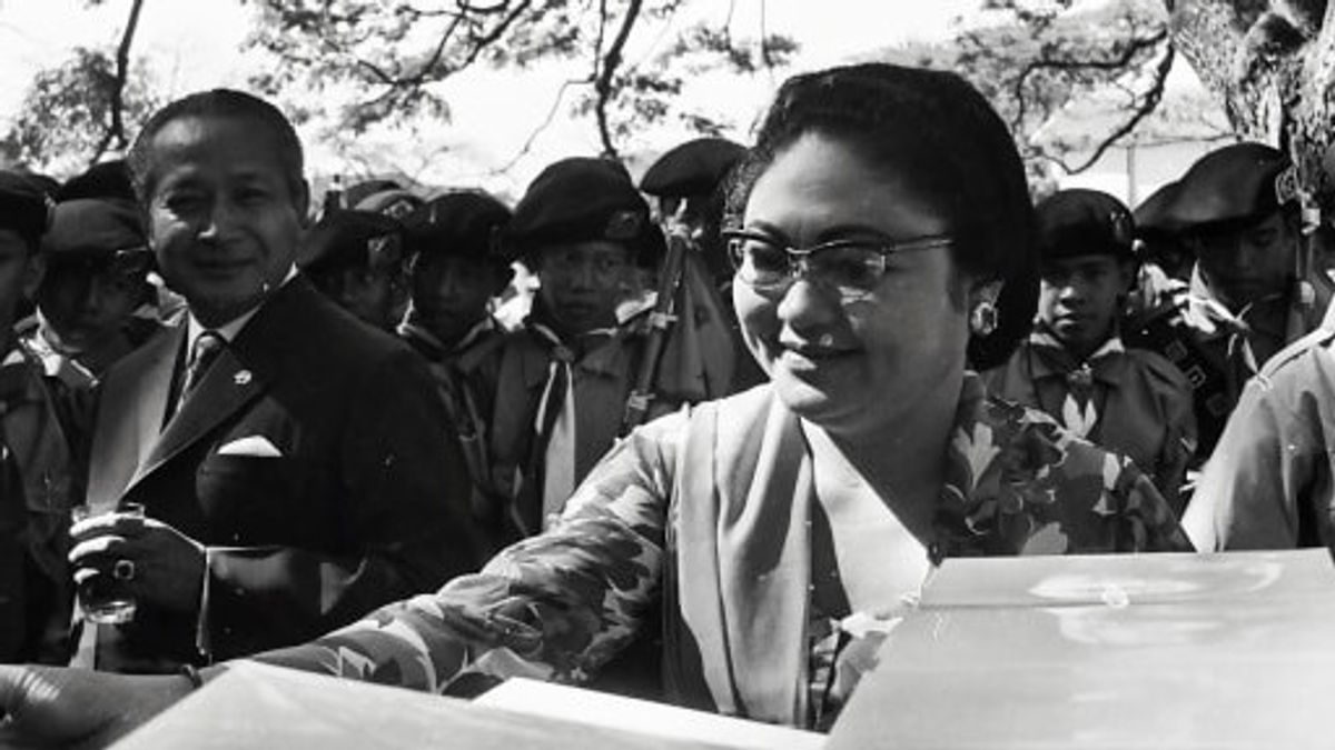 تاريخ تامان ميني اندونيسيا إنداه : سوهارتو إرادة في تحقيق أمل السيدة تيان في الحصول على ديزني لاند