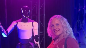 Video Bocor Ungkap Rahasia Robot Tesla: Optimus Diduga Dikendalikan dari Jarak Jauh