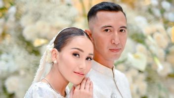 The Decision To Separate Ayu Ting Ting And Muhammad Fardhana Was Witnessed By Both Parents
