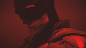 Warner Bros Tunda Perilisan <i>The Batman</i> dan <i>The Flash</i>