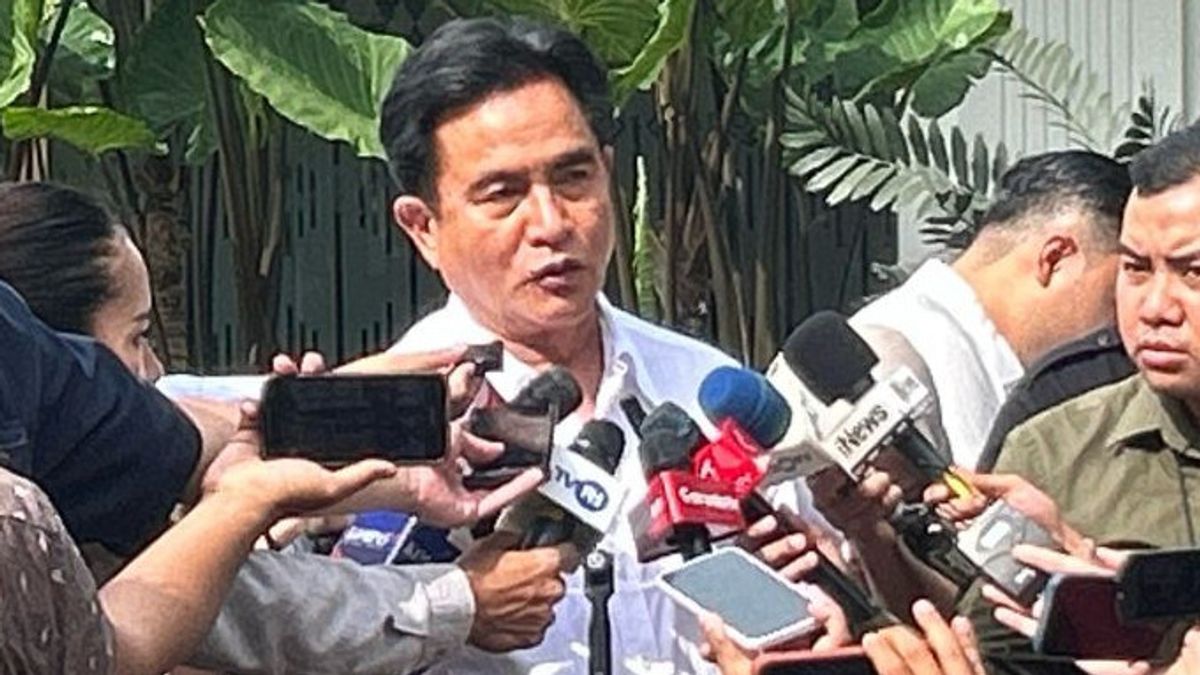 ユスリール・イハザ・マヘンドラ:ノバル・フルムの解散は「豚の祭り」ではなく、政府の指示