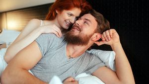 Agar Aktivitas Seksual Kamu dan Pasangan Makin Menyenangkan, Persiapkan Hal-hal Ini Sebelum Berhubungan Intim