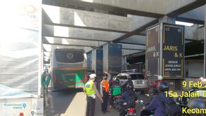 TB Simatupang-Fatmawati Macet Parah Pagi Ini, Dishub: Bus Mogok Membuat Antrean Mengular