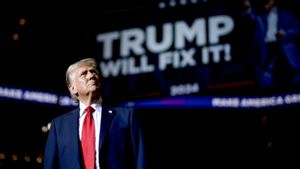 Puji Promo Seksi Celana Jeans, Trump Ejek Mobil Jaguar: Iklan Bodoh, Bencana Total!