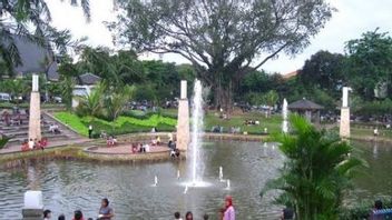 ブロックMの3つの庭園の起工式接続は金曜日から