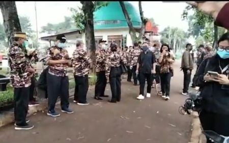 Pemakaman Mertua Dian Sastro, Adiguna Sutowo Dikawal Ormas FKPPI