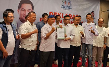 Buruh Sahabat Andra Soni - Dimyati Berharap Perbaikan Kesejahteraan