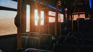 Ledakan Bom Tewaskan 9 Orang yang Sedang Menunggu Bus