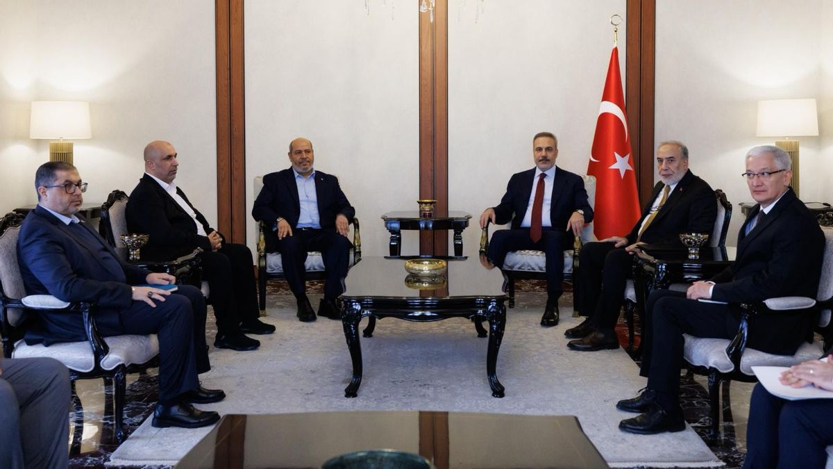 Turkish Foreign Minister Discusses the Situation in Gaza to the Peace Plan with Hamas in Ankara