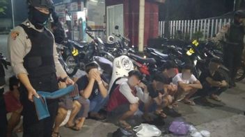 Involved In The Sarong War Ahead Of Sahur, 11 Teenagers In Kudus Were Arrested By The Police