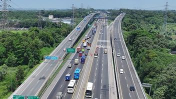 MBZの空中有料道路は、深刻な渋滞のために1.5時間閉鎖された後、再び開かれます