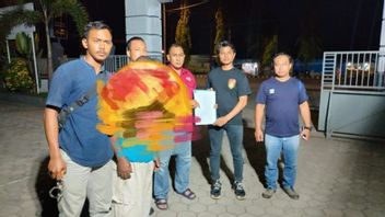 بوم لانتامال الرابع عشر يحث على اعتقال أعضاء TNI AL وهمية مع بنادق لعبة