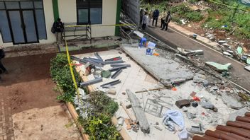 在询问了5名证人后，在MTN Pondok Labu遇害的3名学生的案件在调查状态中上升