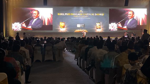 Luncurkan Buku “Kekuasaan Yang Menolong”, Sarmuji: Refleksi Spiritual di Balik Perjalanan Politik