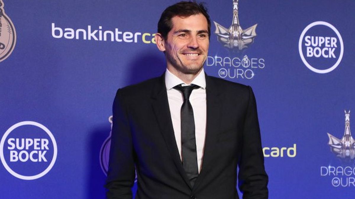 伊克尔·卡西利亚斯（Iker Casillas）准备参加西班牙足球联合会（FBI）总统大选