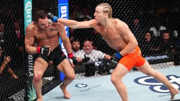 fk: Après la victoire du TKO sur Michael Chandler, Paddy Pimblett a défié Charles Oliveira