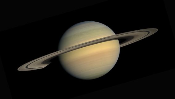 Jangan Lewatkan Fenomena Tripel Konjungsi Bulan, Jupiter dan Saturnus, Malam Ini!