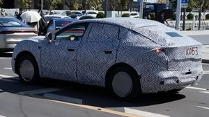 SUV Terbaru Xpeng Tertangkap Uji Jalan, Penerus M03?