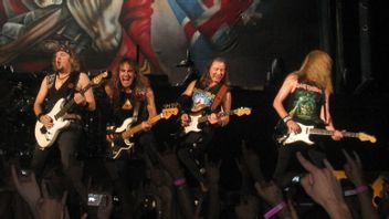 Iron Maiden Minta Penonton Nikmati Tur Mendatang tanpa Rekam Berlebihan