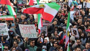 Iran Bebaskan 2 Tokoh Reformis Pendukung Pezeshkian Ditahan Gegara Demo Anti-Pemerintah