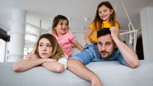 3 Langkah Mengatasi Stres pada Orang Tua Sebelum Memarahi Anak yang Bertingkah Menjengkelkan