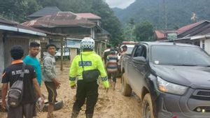 Polisi: Akses Jalan Sumbar-Bengkulu Mulai Dibuka Secara Terbatas