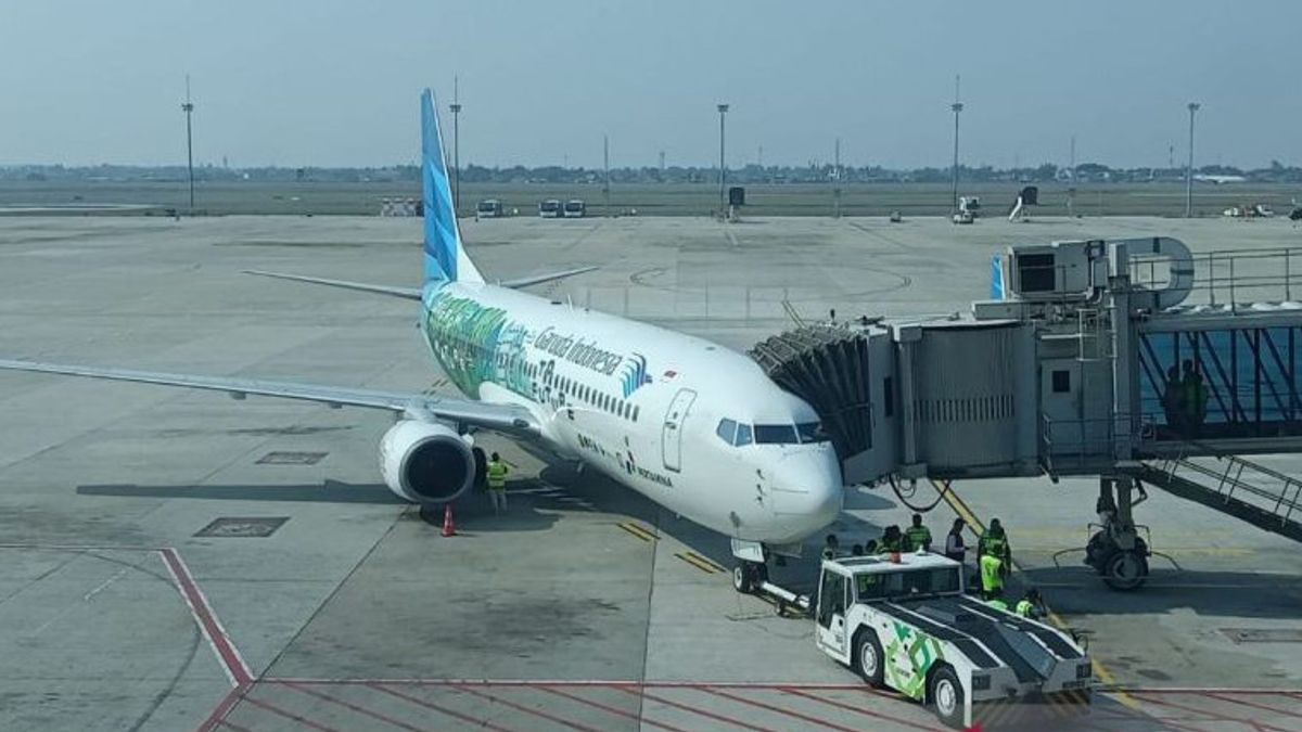 Encore une fois, Garuda a repris un retard pour rendre les pèlerins en attente 28 heures